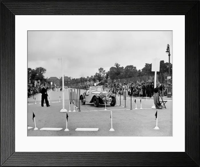 Framed Print : Singer B37 1. 5 litre sports of DE Harris competing in the South Wales Auto Club Welsh Rally Framed Print : Singer B37 1. 5 litre sports of DE Harris competing in the South Wales Auto Club Welsh Rally