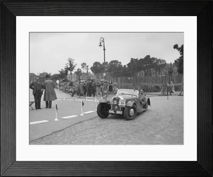 Framed Print : Morgan 4  /  4 2-seater sports of GN Scott competing in the South Wales Auto Club Welsh Rally