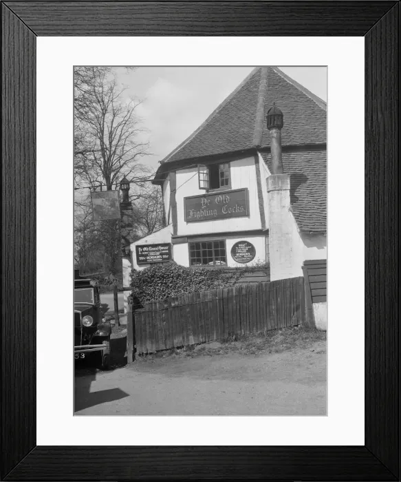 Framed Print : Kitty Brunells Standard 16 outside Ye Olde Fighting Cocks inn, St Albans, Hertfordshire, 1930s Framed Print : Kitty Brunells Standard 16 outside Ye Olde Fighting Cocks inn, St Albans, Hertfordshire, 1930s