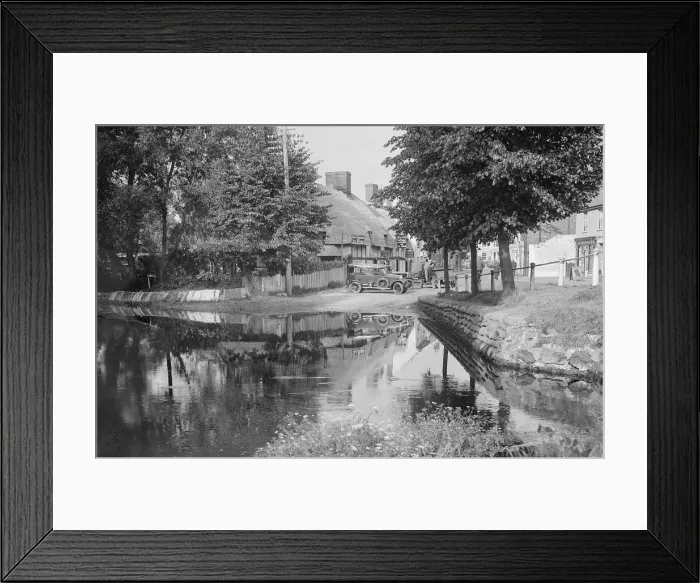 Framed Print : Morris tourer outside the Old Cottage tea rooms, Ringwood, Hampshire, c1920s-c1930s Framed Print : Morris tourer outside the Old Cottage tea rooms, Ringwood, Hampshire, c1920s-c1930s