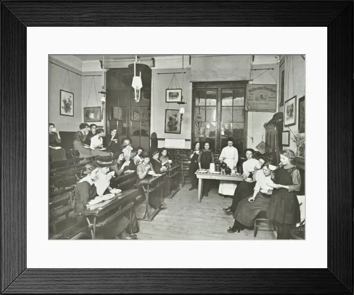 Framed Print : Women and girls in a classroom, Surrey Square Evening Institute for Women, London, 1914 Framed Print : Women and girls in a classroom, Surrey Square Evening Institute for Women, London, 1914