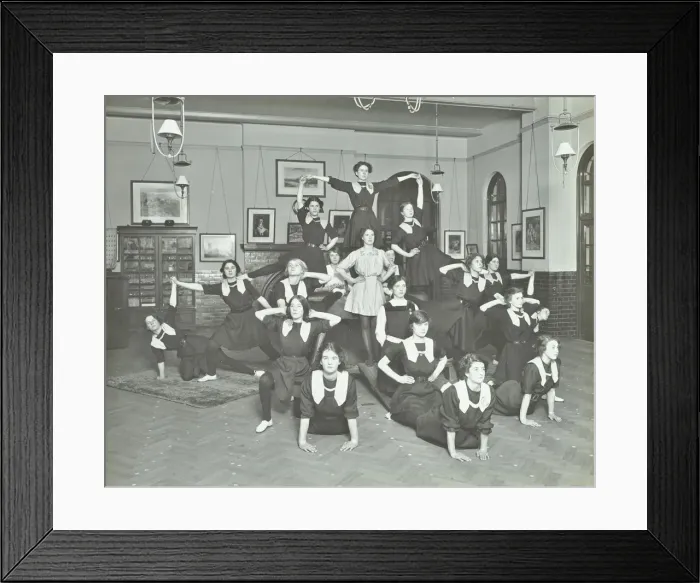 Framed Print : Girls posed in tableaux, Sandhurst Road Evening Institute, London, 1914 Framed Print : Girls posed in tableaux, Sandhurst Road Evening Institute, London, 1914