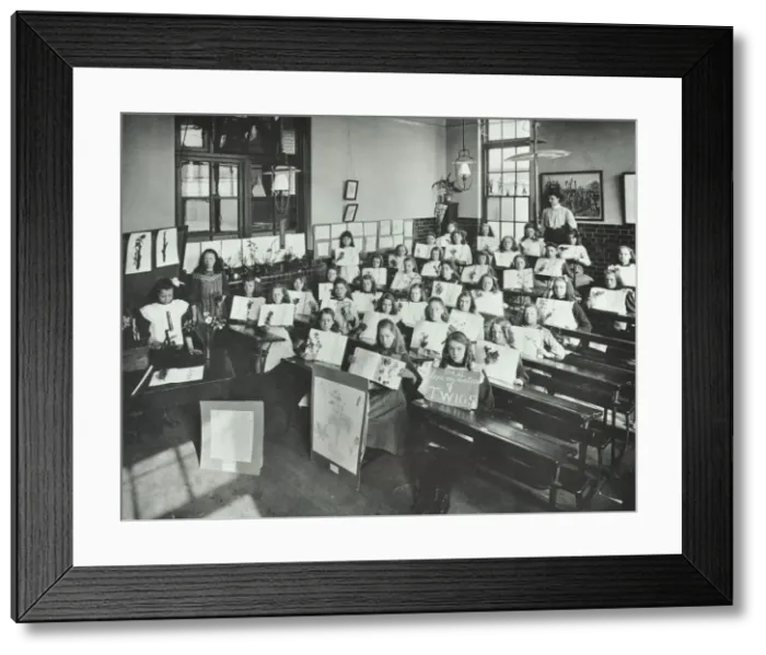 Framed Print : Nature lesson, Albion Street Girls School, Rotherhithe, London, 1908 Framed Print : Nature lesson, Albion Street Girls School, Rotherhithe, London, 1908