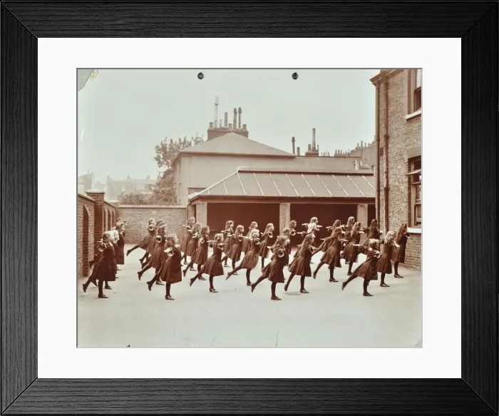 Framed Print : Exercise class, Buckingham Street School, Islington, London, 1906 Framed Print : Exercise class, Buckingham Street School, Islington, London, 1906