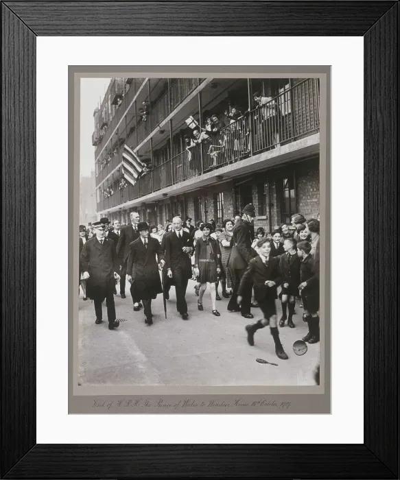 Framed Print : Visit of the Prince of Wales to Shoreditch, London, 18th October 1927 Framed Print : Visit of the Prince of Wales to Shoreditch, London, 18th October 1927