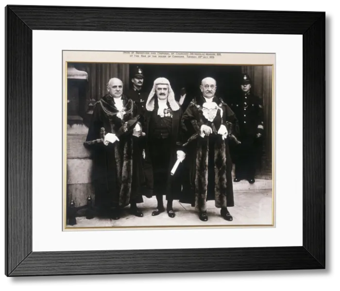 Framed Print : Sheriffs of the City of London presenting a petition at the House of Commons, London, 1926 Framed Print : Sheriffs of the City of London presenting a petition at the House of Commons, London, 1926