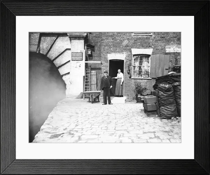Framed Print : Eastern entrance to Pentonville Tunnel and tunnel keepers cottage, Regents Canal, London, c1905 Framed Print : Eastern entrance to Pentonville Tunnel and tunnel keepers cottage, Regents Canal, London, c1905