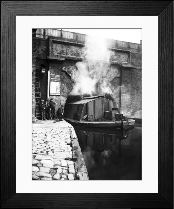 Framed Print : The western entrance to Pentonville Tunnel, Regents Canal, London, c1905. Artist Framed Print : The western entrance to Pentonville Tunnel, Regents Canal, London, c1905. Artist
