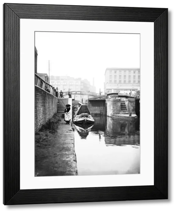 Framed Print : Regents Canal at Hawley Lock, St Pancras, Camden, London, c1905 Framed Print : Regents Canal at Hawley Lock, St Pancras, Camden, London, c1905