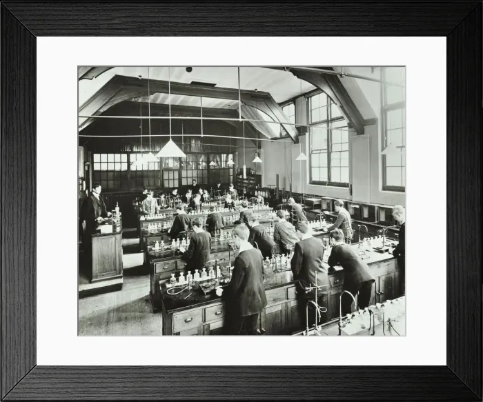 Framed Print : Boys in a chemistry laboratory, Hackney Downs School, London, 1911 Framed Print : Boys in a chemistry laboratory, Hackney Downs School, London, 1911