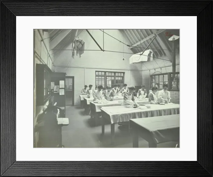 Framed Print : The ironing room, Battersea Polytechnic, London, 1907 Framed Print : The ironing room, Battersea Polytechnic, London, 1907