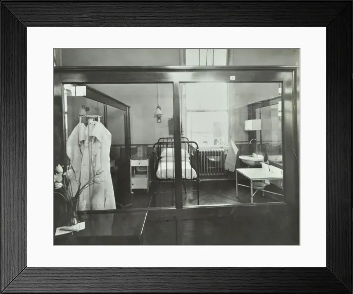 Framed Print : An isolation chamber, Brook General Hospital, London, 1935 Framed Print : An isolation chamber, Brook General Hospital, London, 1935