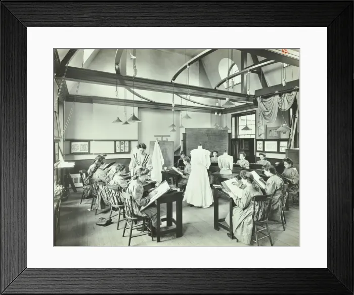 Framed Print : Ready made clothing class, Shoreditch Technical Institute, London, 1907