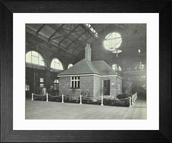 Framed Print : Exterior of cottage, School of Building, Brixton, London, 1913 Framed Print : Exterior of cottage, School of Building, Brixton, London, 1913