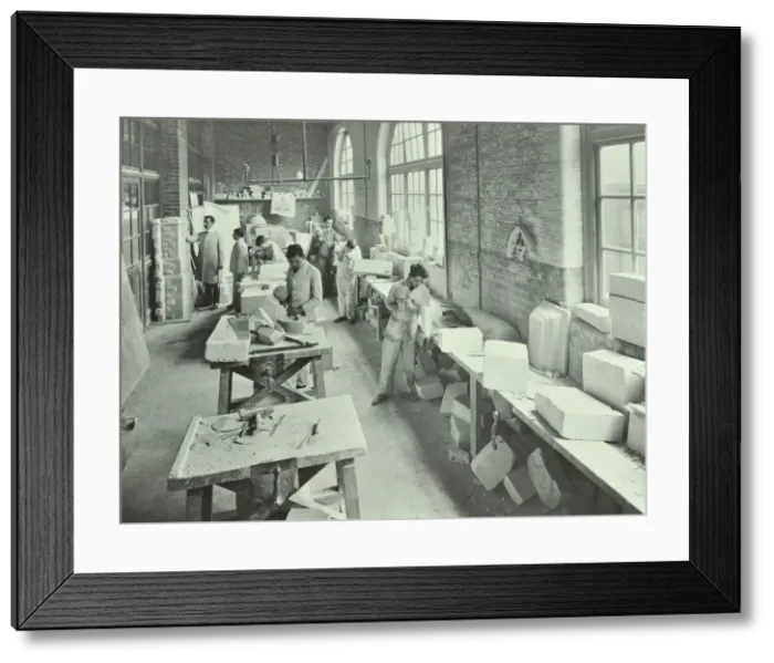 Framed Print : Masonry students, School of Building, Brixton, London, 1911 Framed Print : Masonry students, School of Building, Brixton, London, 1911