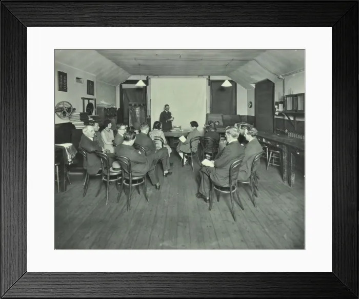 Framed Print : Class of adults studying antiques, Brixton Commercial Evening Institute, London, 1930 Framed Print : Class of adults studying antiques, Brixton Commercial Evening Institute, London, 1930