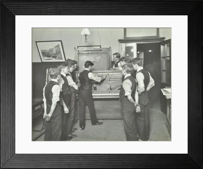 Framed Print : Constructing a piano, Benthal Road Evening Institute, London, 1914