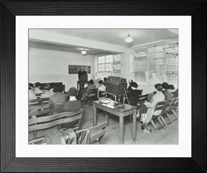 Framed Print : Lecture in progress, City Literary Institute, London, 1939 Framed Print : Lecture in progress, City Literary Institute, London, 1939