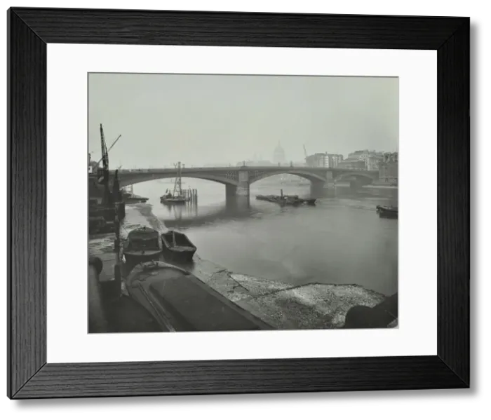 Framed Print : Barges at Bankside, looking upstream towards Southwark Bridge, London, 1913 Framed Print : Barges at Bankside, looking upstream towards Southwark Bridge, London, 1913