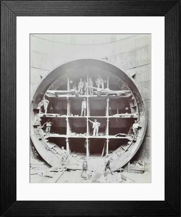 Framed Print : Men standing in the shield used to cut Rotherhithe Tunnel, Bermondsey, London, July 1907 Framed Print : Men standing in the shield used to cut Rotherhithe Tunnel, Bermondsey, London, July 1907