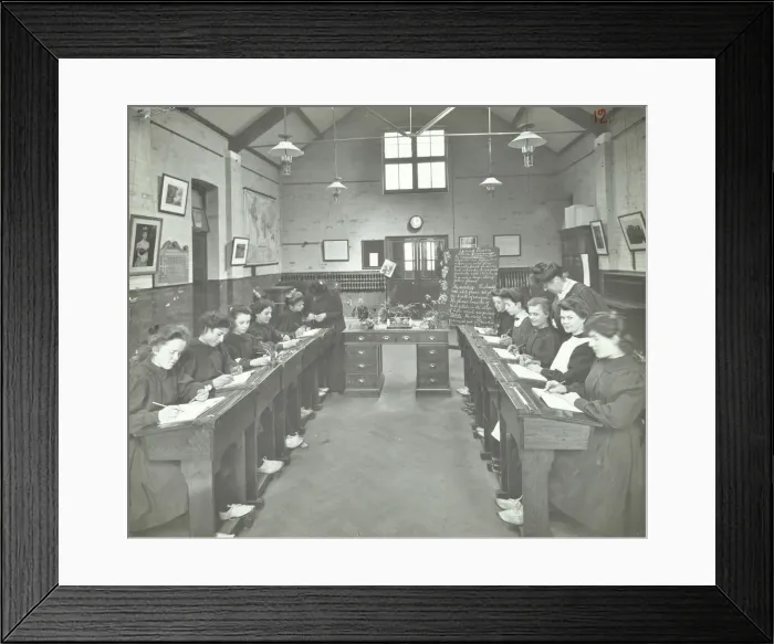 Framed Print : Language lesson on daffodils at Oak Lodge School for Deaf Girls, London, 1908 Framed Print : Language lesson on daffodils at Oak Lodge School for Deaf Girls, London, 1908