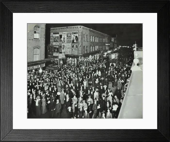 Framed Print : Crowds of shoppers in Rye Lane at night, Peckham, London, 1913 Framed Print : Crowds of shoppers in Rye Lane at night, Peckham, London, 1913