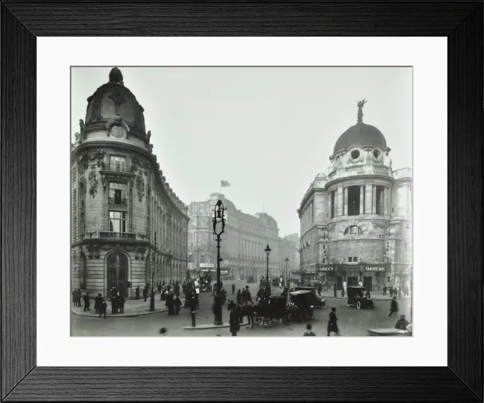 Framed Print : The Gaiety Theatre, Aldwych, London, 1909 Framed Print : The Gaiety Theatre, Aldwych, London, 1909