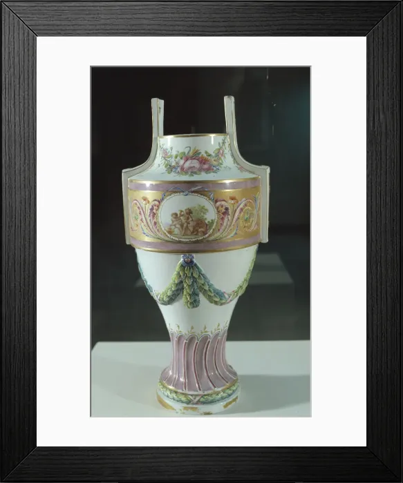 Framed Print : Porcelain vase, made by Buen Retiro Factory (1769-1812) Framed Print : Porcelain vase, made by Buen Retiro Factory (1769-1812)