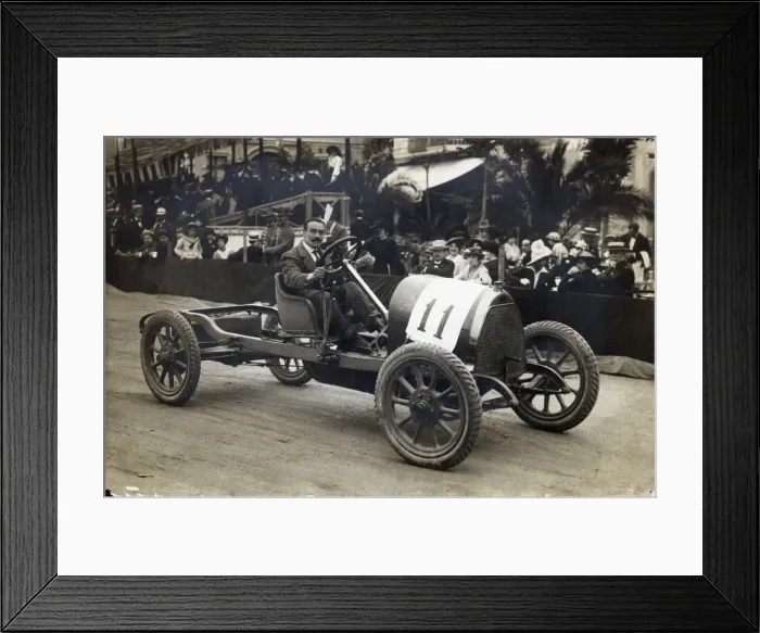 Framed Print : Exhibition of old vehicles in Barcelona Framed Print : Exhibition of old vehicles in Barcelona