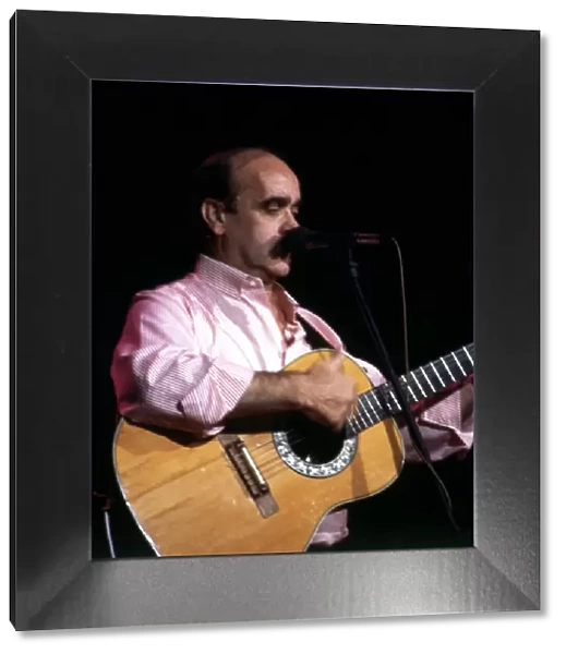Jose Antonio Labordeta (1935 - 2010), Spanish singer, photo 1987