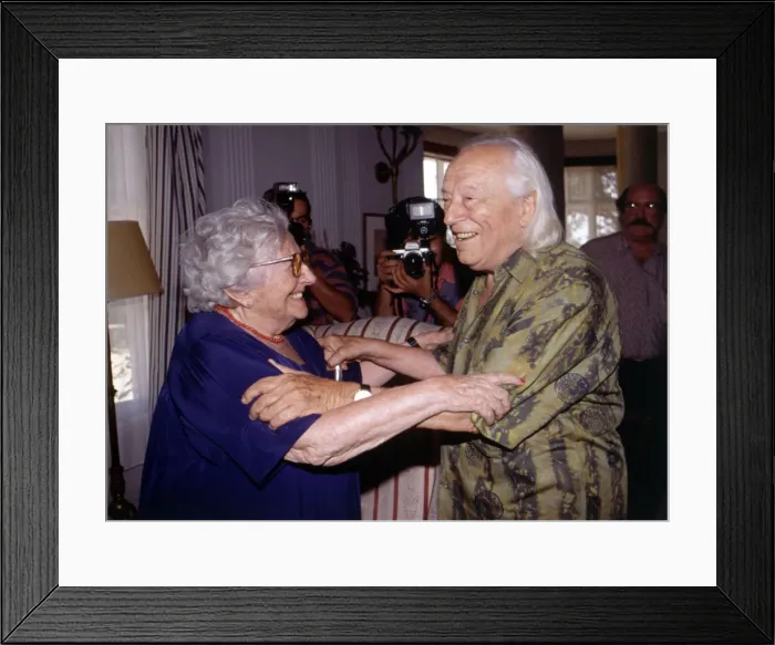 Framed Print : Rafael Alberti (1902-1999) and Rosa, Chacel (1898-1994), 1991 photo Framed Print : Rafael Alberti (1902-1999) and Rosa, Chacel (1898-1994), 1991 photo