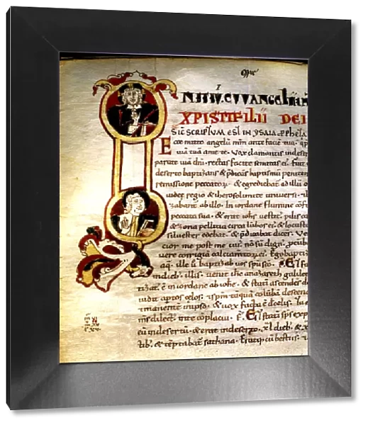 Letter I illuminated with figurations of the bust of Jesus Christ and an evangelist