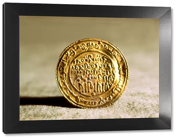Andalusian gold dinar, also called Mancuso, used in Catalan counties during feudal times