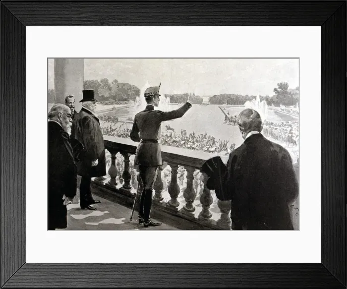 Framed Print : King Alfonso XIII of Spain (1886-1941) acclaimed in the gardens of Versailles, Paris (1905) Framed Print : King Alfonso XIII of Spain (1886-1941) acclaimed in the gardens of Versailles, Paris (1905)