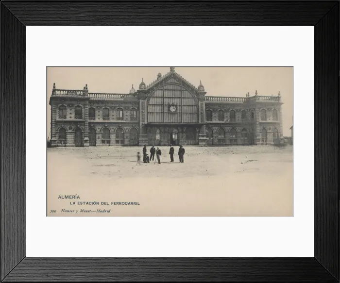 Framed Print : 2683630 Framed Print : 2683630