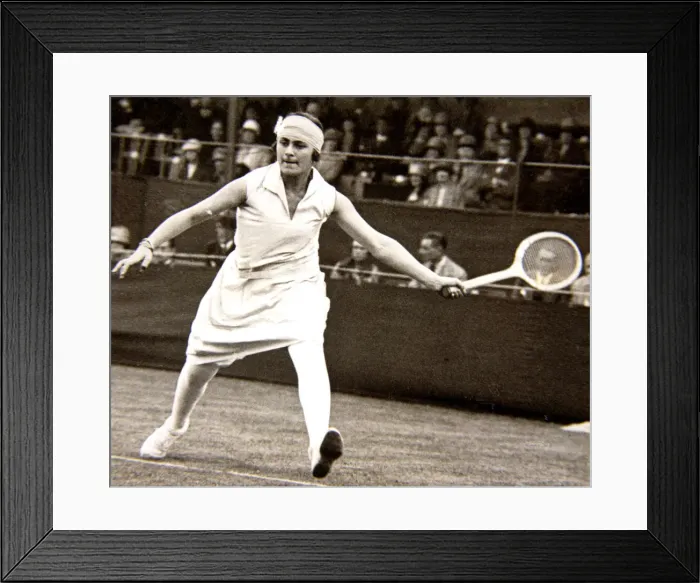 Framed Print : Lily Alvarez (Maria Gonzalez Alvarez) (1905-1998), Spanish tennis player Framed Print : Lily Alvarez (Maria Gonzalez Alvarez) (1905-1998), Spanish tennis player