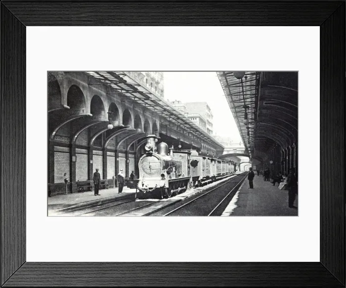 Framed Print : Train parked at the Paseo de Gracia stop in Barcelona, ??1910 Framed Print : Train parked at the Paseo de Gracia stop in Barcelona, ??1910