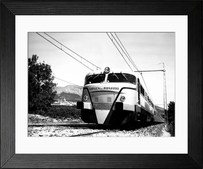 Framed Print : Automotive train Talgo III, 1950 Framed Print : Automotive train Talgo III, 1950