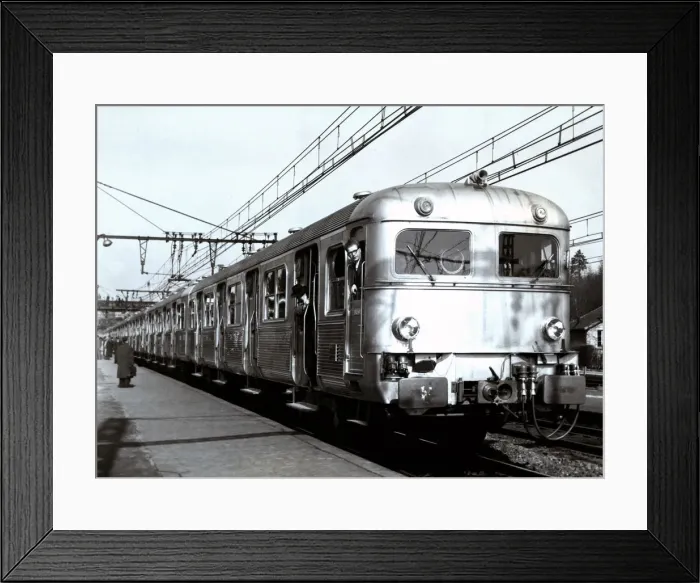 Framed Print : Train inaugurating the new electric railway line, southeast of Paris, 1950 Framed Print : Train inaugurating the new electric railway line, southeast of Paris, 1950