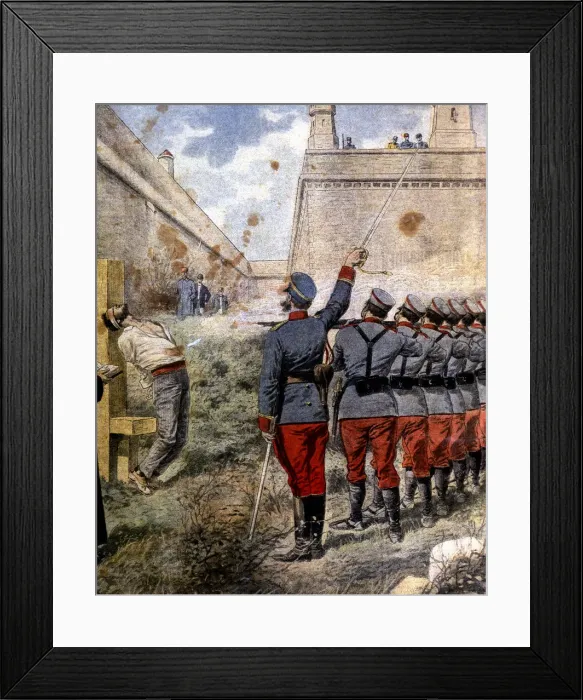 Framed Print : Execution of insurgents in the moats of the Castle of Montjuic, convicted by sacking Framed Print : Execution of insurgents in the moats of the Castle of Montjuic, convicted by sacking