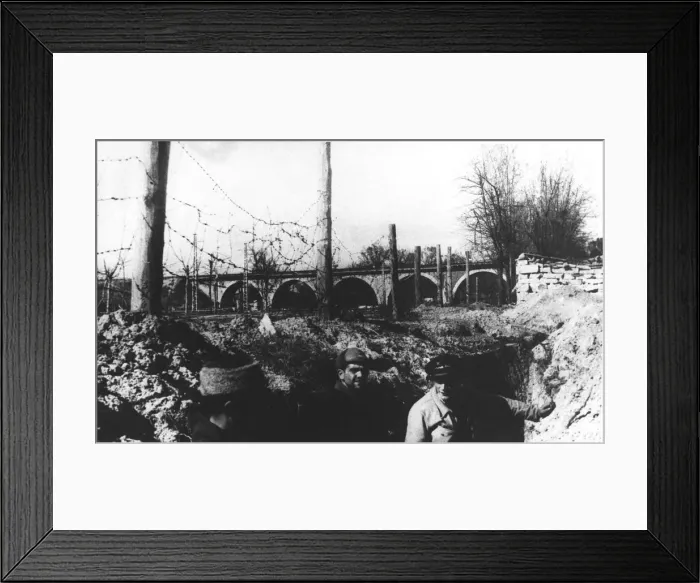 Framed Print : 2684243 Framed Print : 2684243