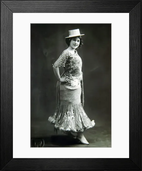 Framed Print : LA Argentinita, Encarnacion Lopez Framed Print : LA Argentinita, Encarnacion Lopez