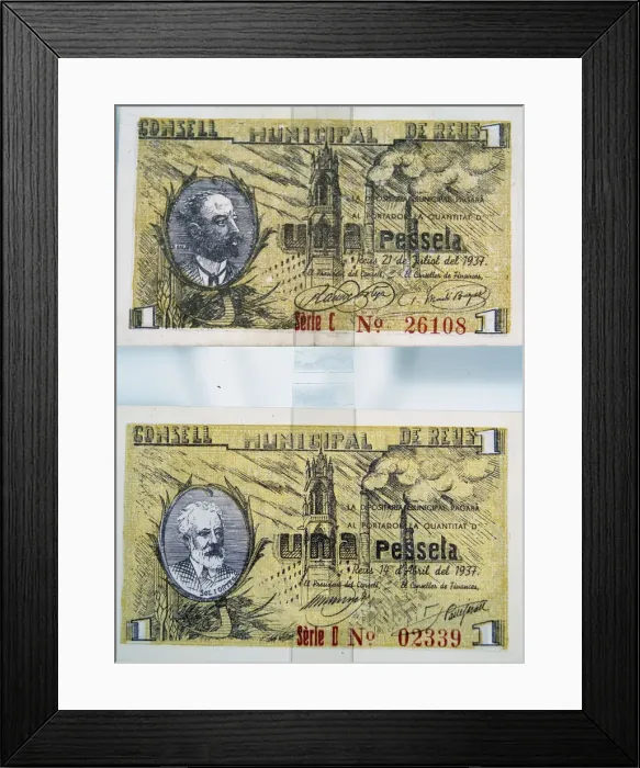Framed Print : Numismatica Billetes De Una Peseta Emitidos Por El Ayuntamiento De Reus En 1937 Framed Print : Numismatica Billetes De Una Peseta Emitidos Por El Ayuntamiento De Reus En 1937