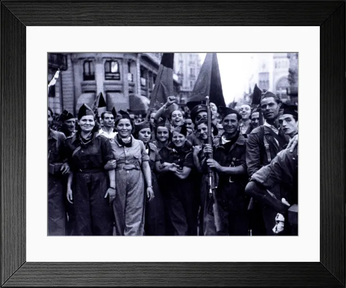 Framed Print : 2684536 Framed Print : 2684536