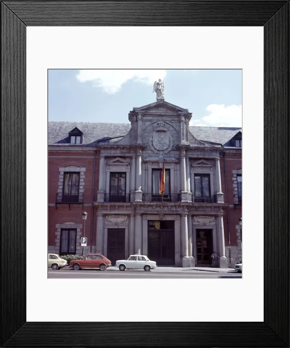 Framed Print : 2685382 Framed Print : 2685382