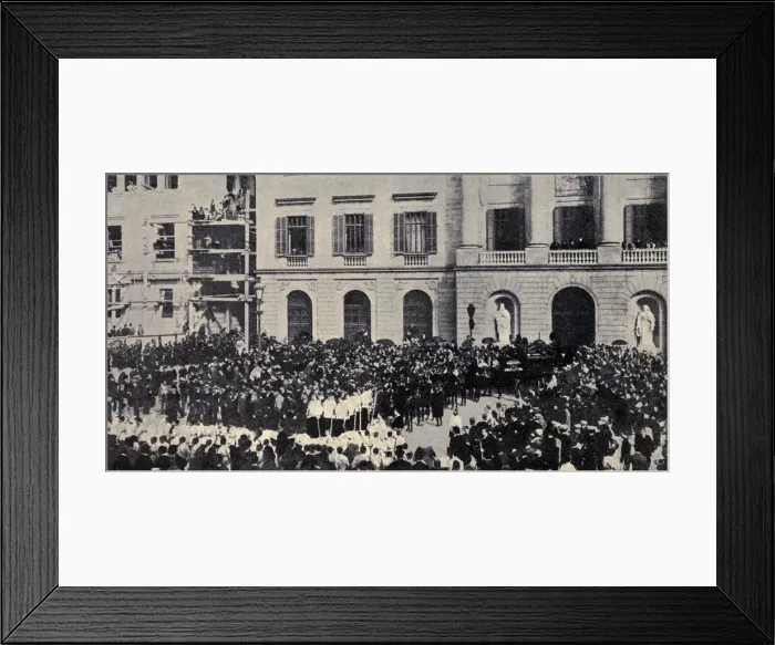 Framed Print : 2685261