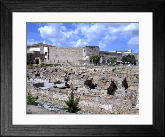 Framed Print : Badajoz Merida Alcazaba. Restos Del Antiguo Recinto Framed Print : Badajoz Merida Alcazaba. Restos Del Antiguo Recinto