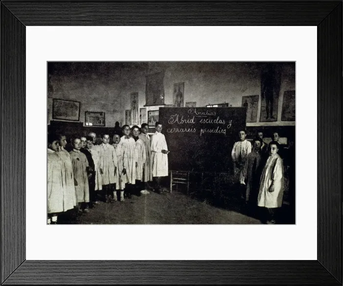 Framed Print : 2685743 Framed Print : 2685743