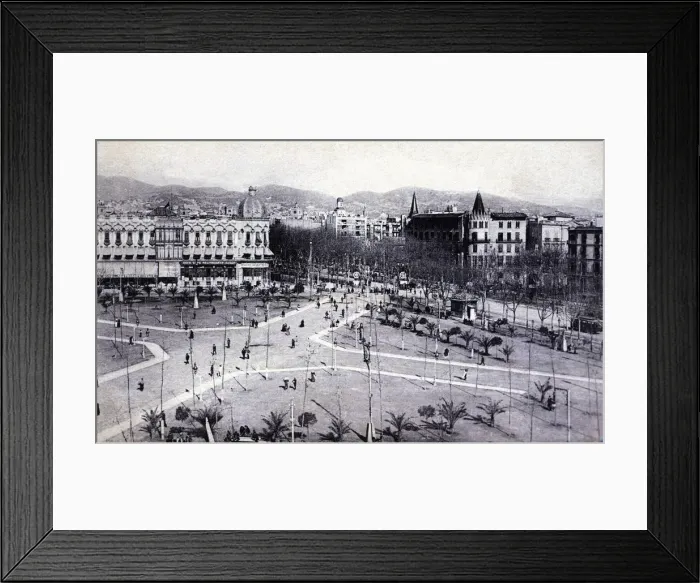 Framed Print : 2685796 Framed Print : 2685796