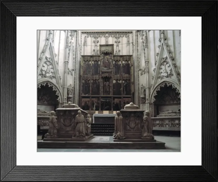 Framed Print : Toledo Catedral Interior De LA Capilla De Santiago O De Los Luna Destaca Framed Print : Toledo Catedral Interior De LA Capilla De Santiago O De Los Luna Destaca